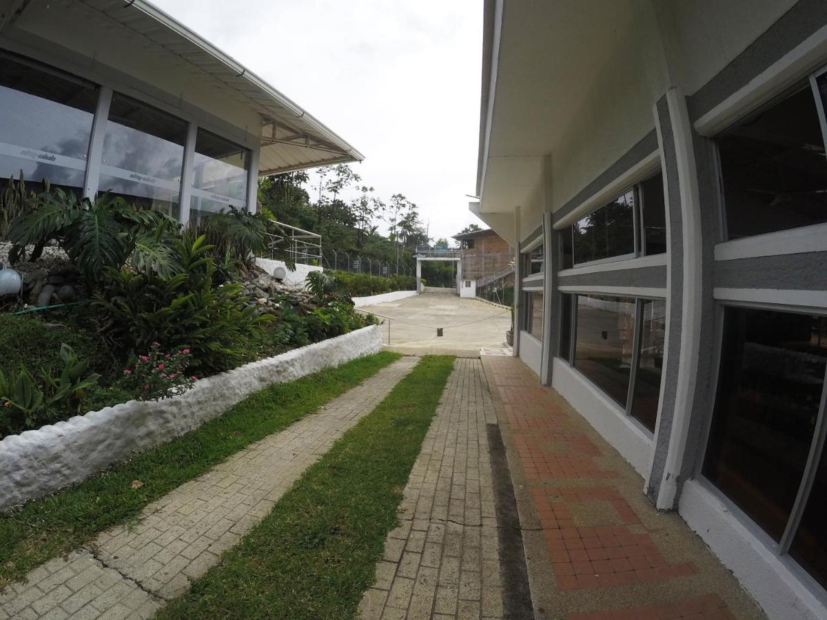 Sky Club Eco Hotel Belen de Umbria Exterior photo