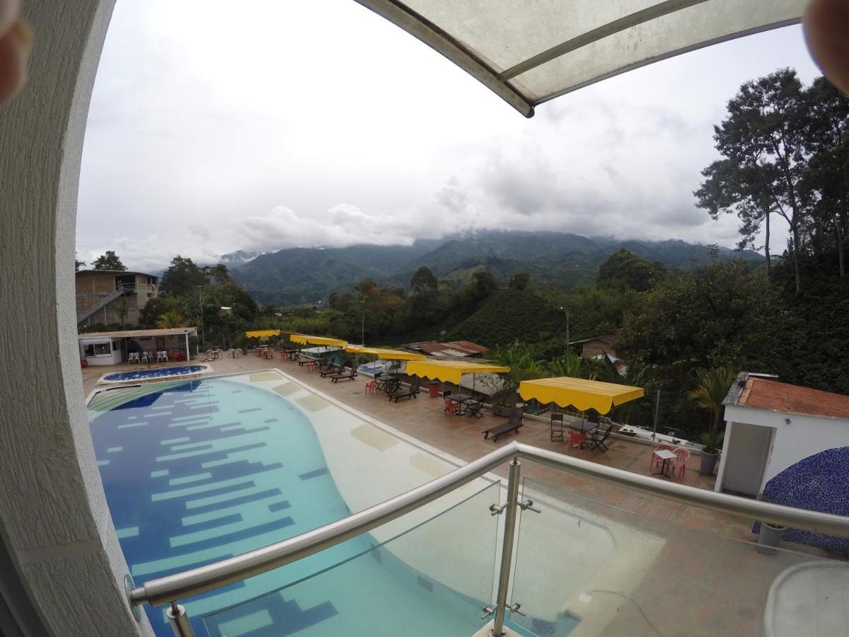 Sky Club Eco Hotel Belen de Umbria Exterior photo